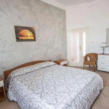 Posta Di Colonna Bed & Breakfast